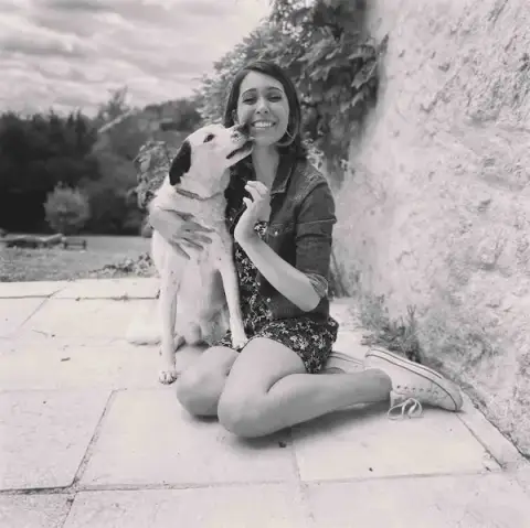 Julie DogCoach - Éducateur Comportementaliste Canin