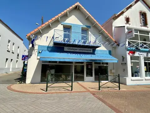 Veterinary Clinic Ocean