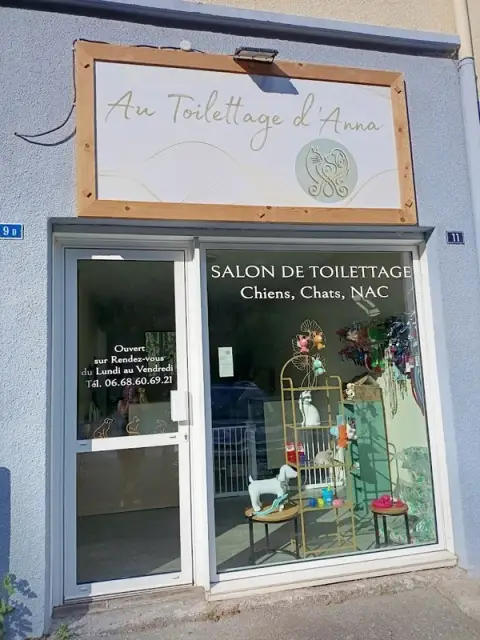 Au toilettage d'Anna
