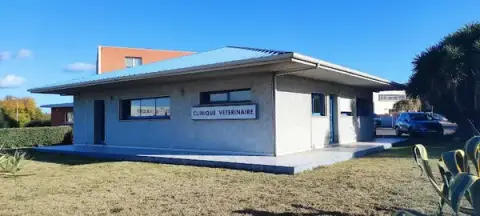 Veterinary Clinic Médipôle
