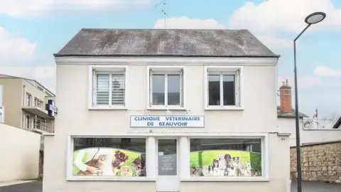 Veterinary Clinic Beauvoir