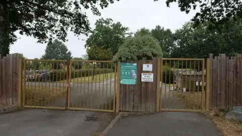Cimetière du Bourg-sous-La Roche