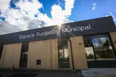 Service Funéraire Public