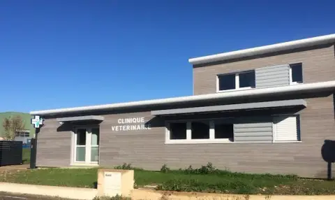 Clinique vétérinaire de Lure Forcalquier - Dr Stekelorom et Dr Michon