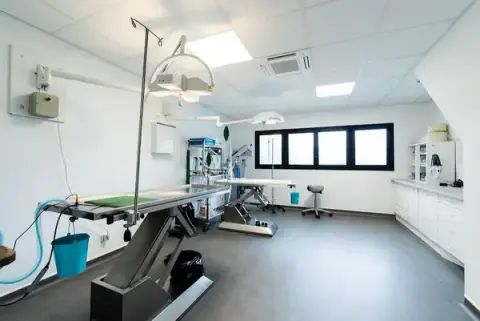 Perrier Eric veterinary clinic