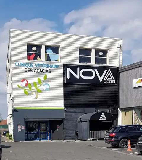 Veterinary Clinic des Acacias